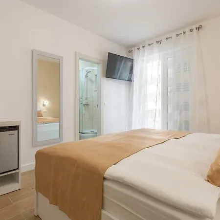 Guest house Stonehouse Milna (Hvar)
