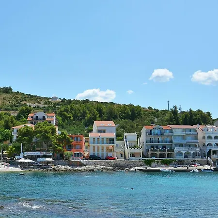 Stonehouse Milna (Hvar)